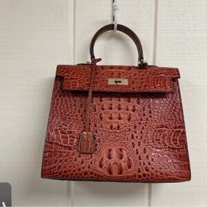 Elegant Brown Crocodile-Embossed Satchel
